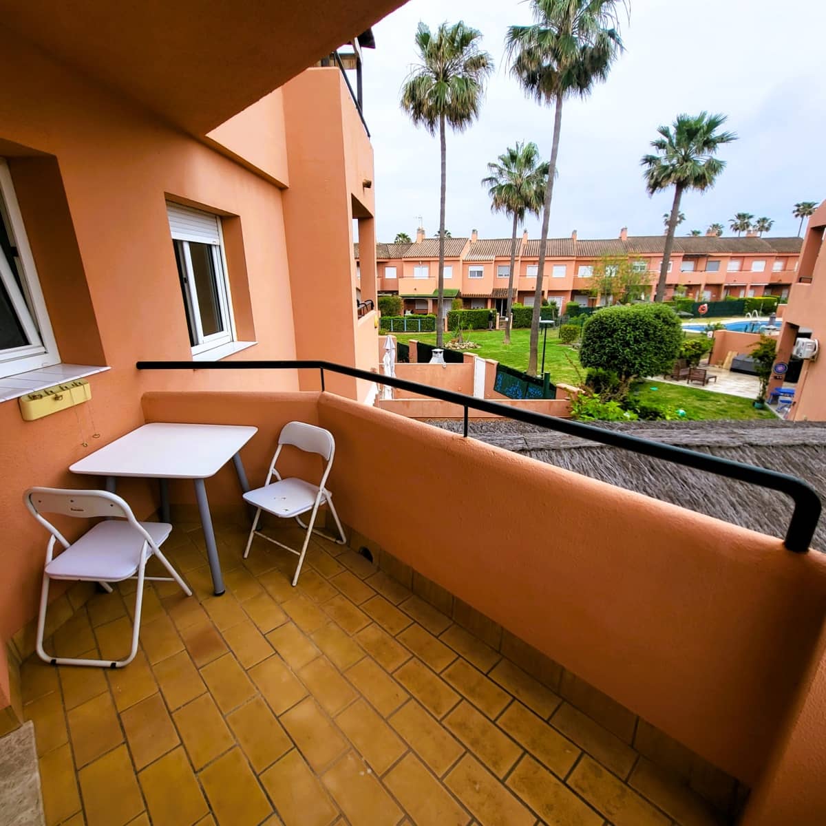 3 Zimmer Doppelhaus zu verkaufen in Manilva mit Pool Garage - 495.000 € (Ref: 9807471)