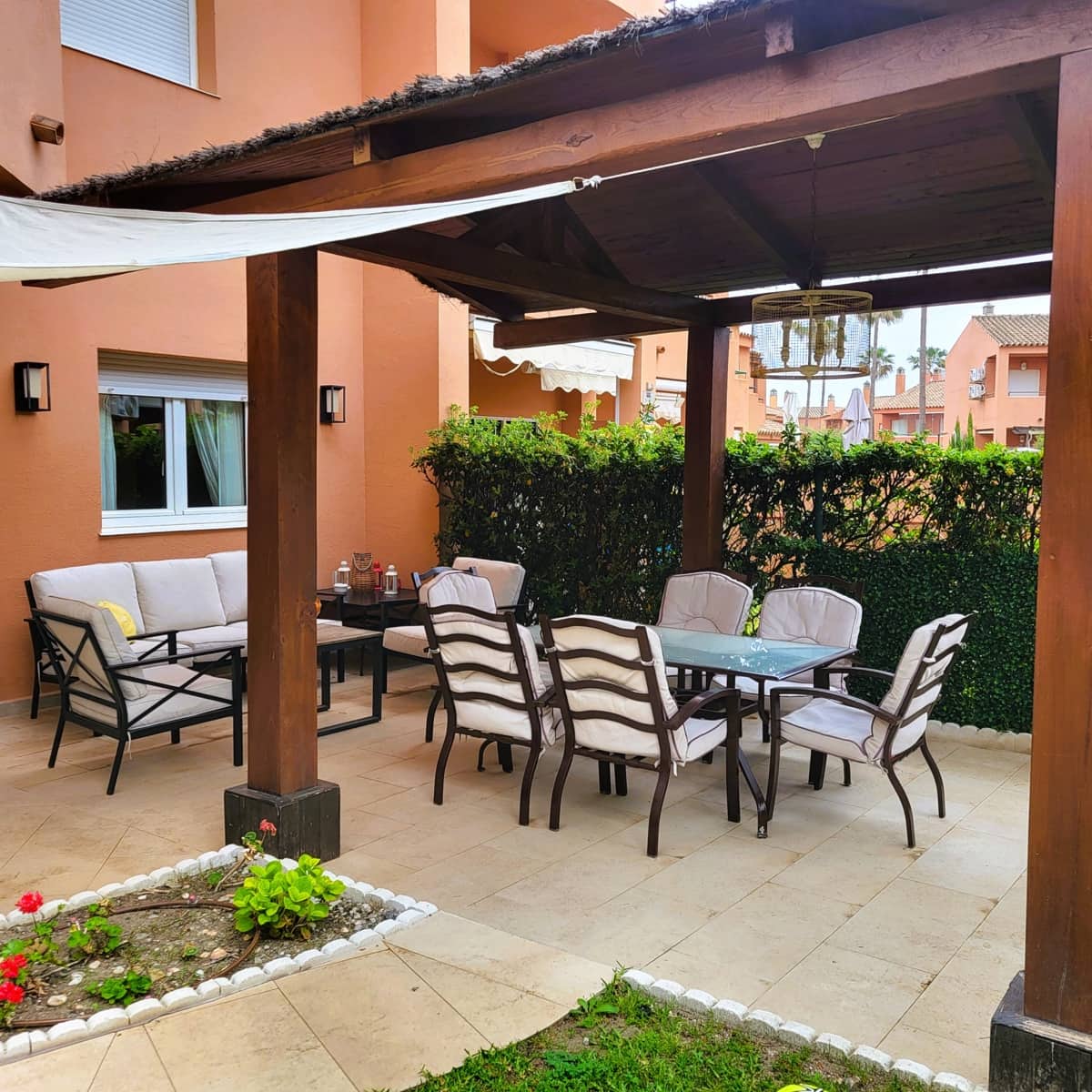 3 Zimmer Doppelhaus zu verkaufen in Manilva mit Pool Garage - 495.000 € (Ref: 9807471)