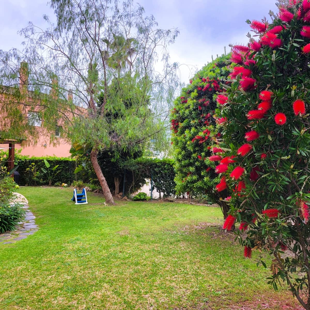 3 Zimmer Doppelhaus zu verkaufen in Manilva mit Pool Garage - 495.000 € (Ref: 9807471)