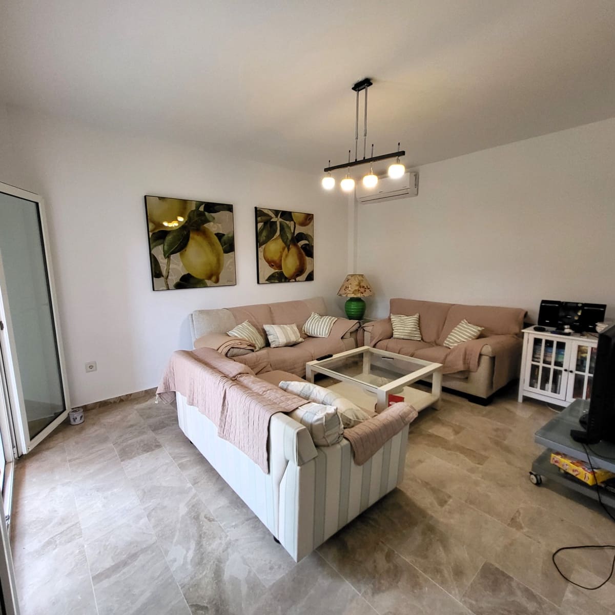 3 Zimmer Doppelhaus zu verkaufen in Manilva mit Pool Garage - 495.000 € (Ref: 9807471)