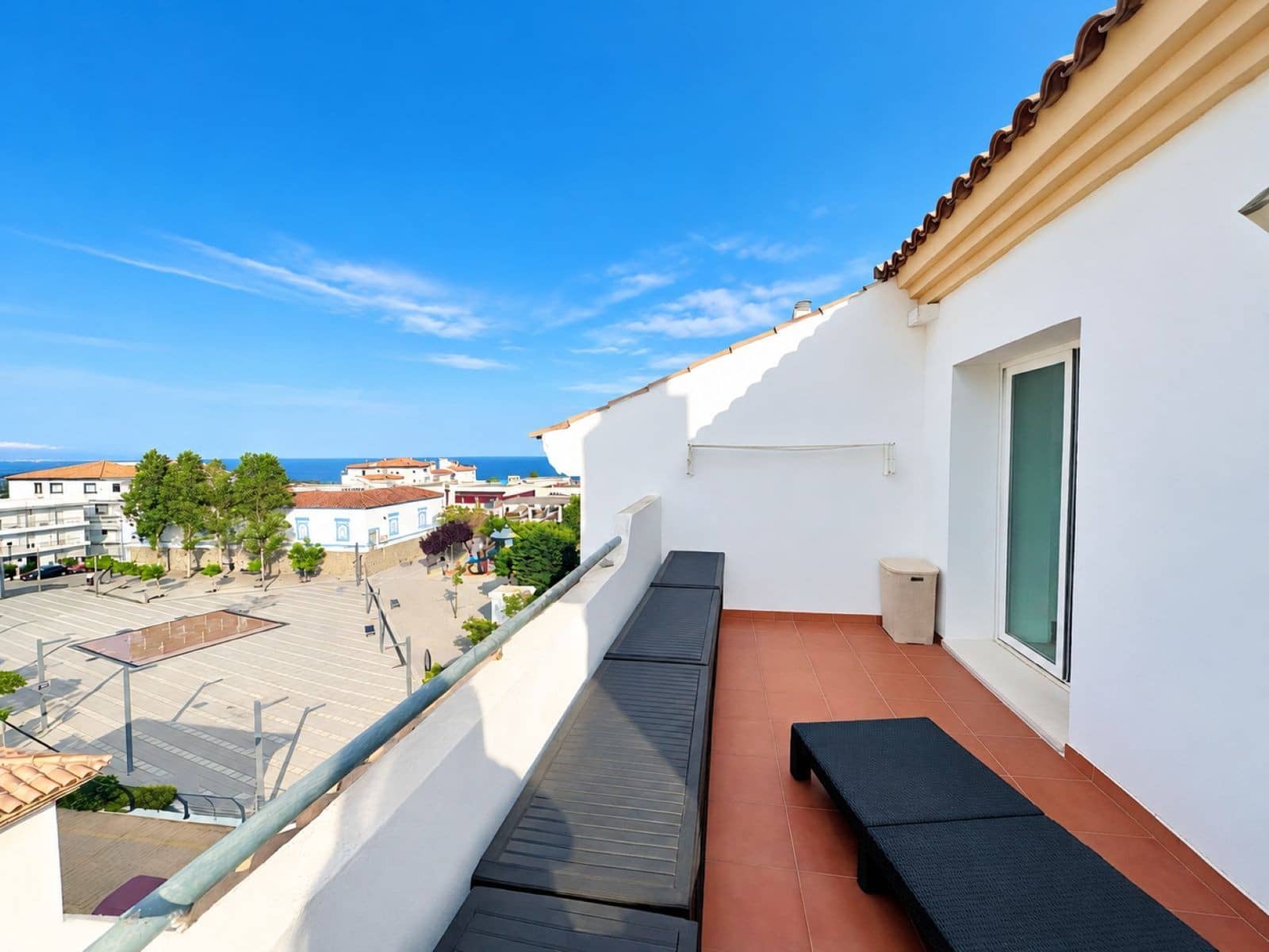 1 quarto Penthouse para venda em Manilva com piscina - 179 000 € (Ref: 9833033)