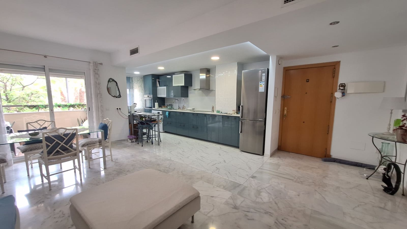 3 quarto Apartamento para venda em Estepona com piscina garagem - 395 000 € (Ref: 9833034)