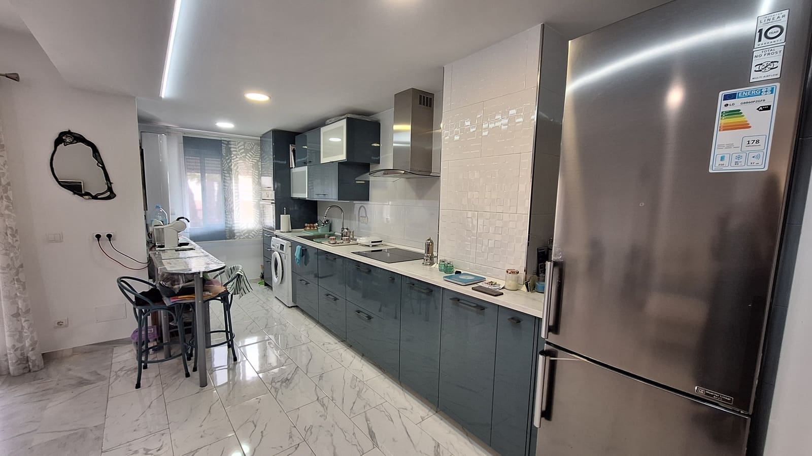 3 quarto Apartamento para venda em Estepona com piscina garagem - 395 000 € (Ref: 9833034)
