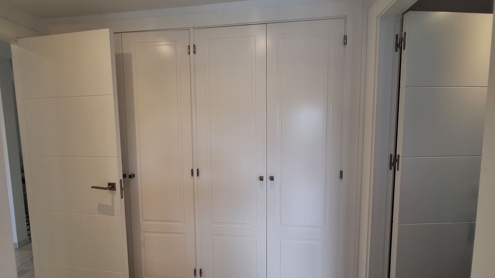 3 quarto Apartamento para venda em Estepona com piscina garagem - 395 000 € (Ref: 9833034)