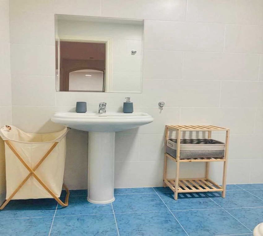 2 bedroom Flat for sale in San Luis de Sabinillas with pool - € 320,000 (Ref: 9834820)