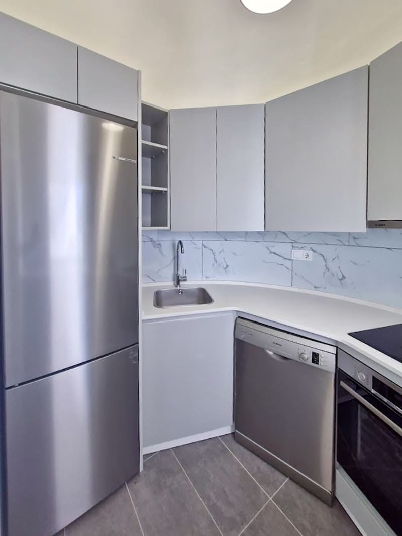 2 makuuhuone Huoneisto myytävänä paikassa Estepona mukana uima-altaan - 399 000 € (Ref: 9860838)