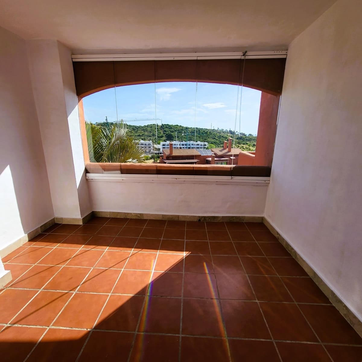 4 quarto Penthouse para venda em Estepona com piscina garagem - 455 000 € (Ref: 9863847)