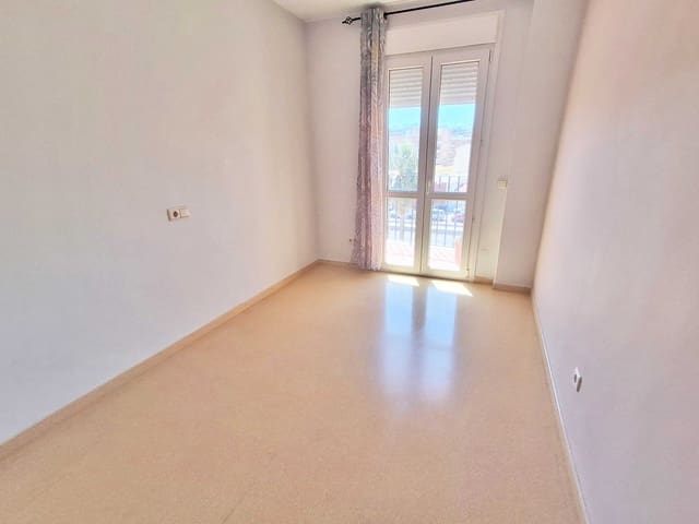 2 bedroom Flat for sale in San Luis de Sabinillas, Manilva with pool - € 295,000 (Ref: 9877577)