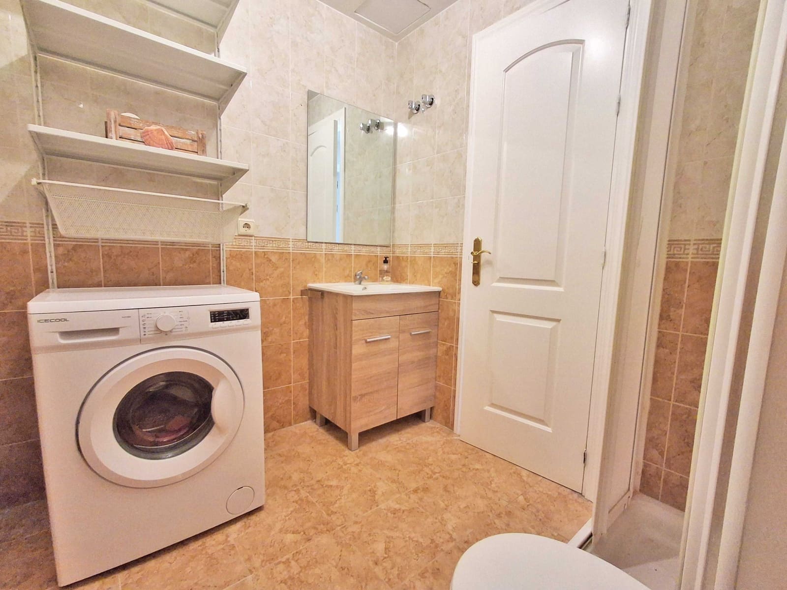 2 bedroom Flat for sale in San Luis de Sabinillas with pool - € 295,000 (Ref: 9877577)