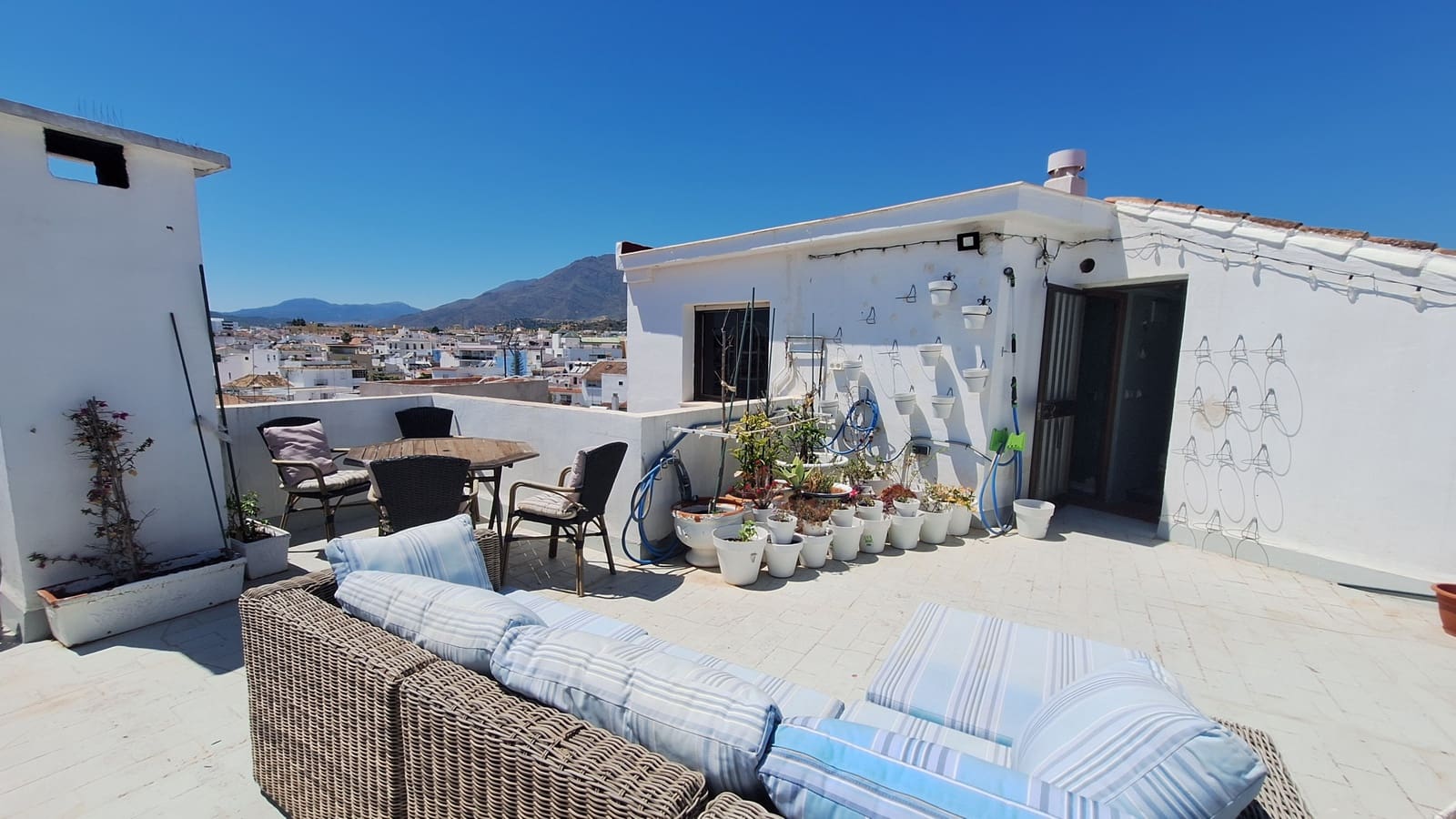 5 soveværelse Erhverv til salg i Estepona - € 930.000 (Ref: 9877581)