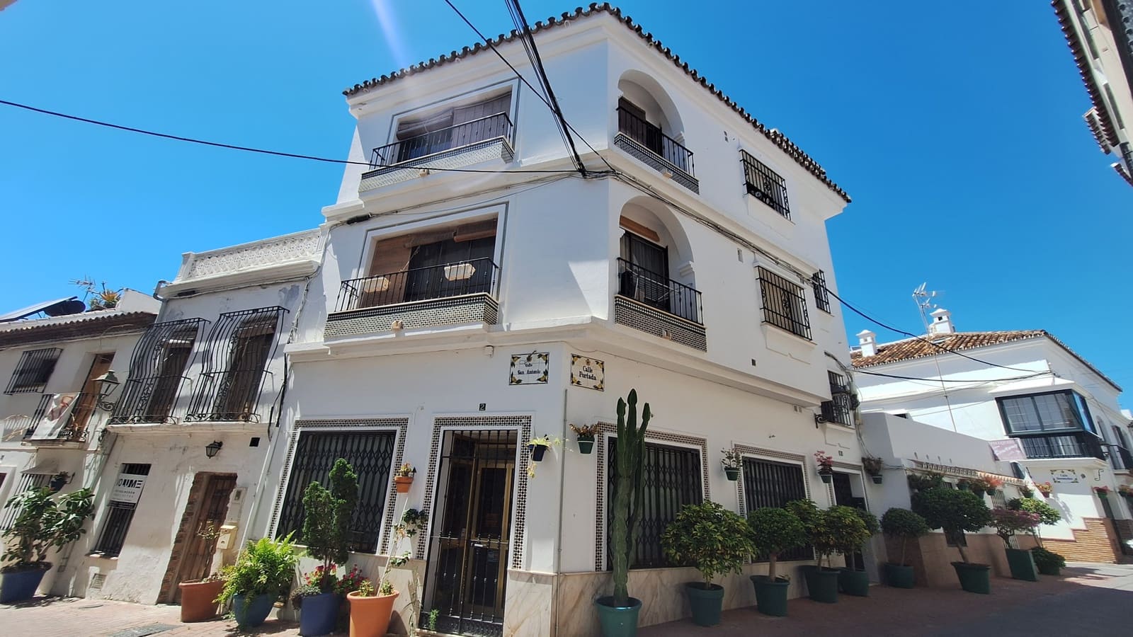 5 soveværelse Erhverv til salg i Estepona - € 930.000 (Ref: 9877581)