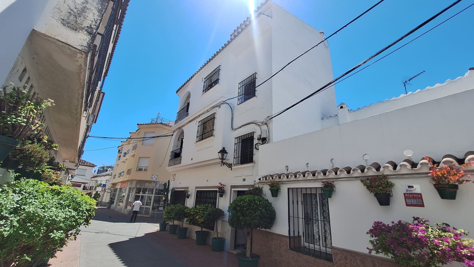 5 soveværelse Erhverv til salg i Estepona - € 930.000 (Ref: 9877581)