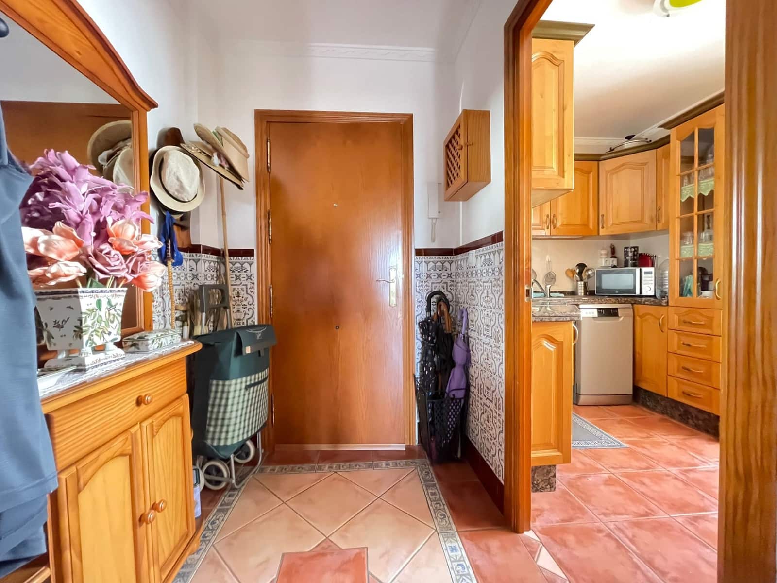 3 soveværelse Lejlighed til salg i Estepona - € 275.000 (Ref: 9877888)