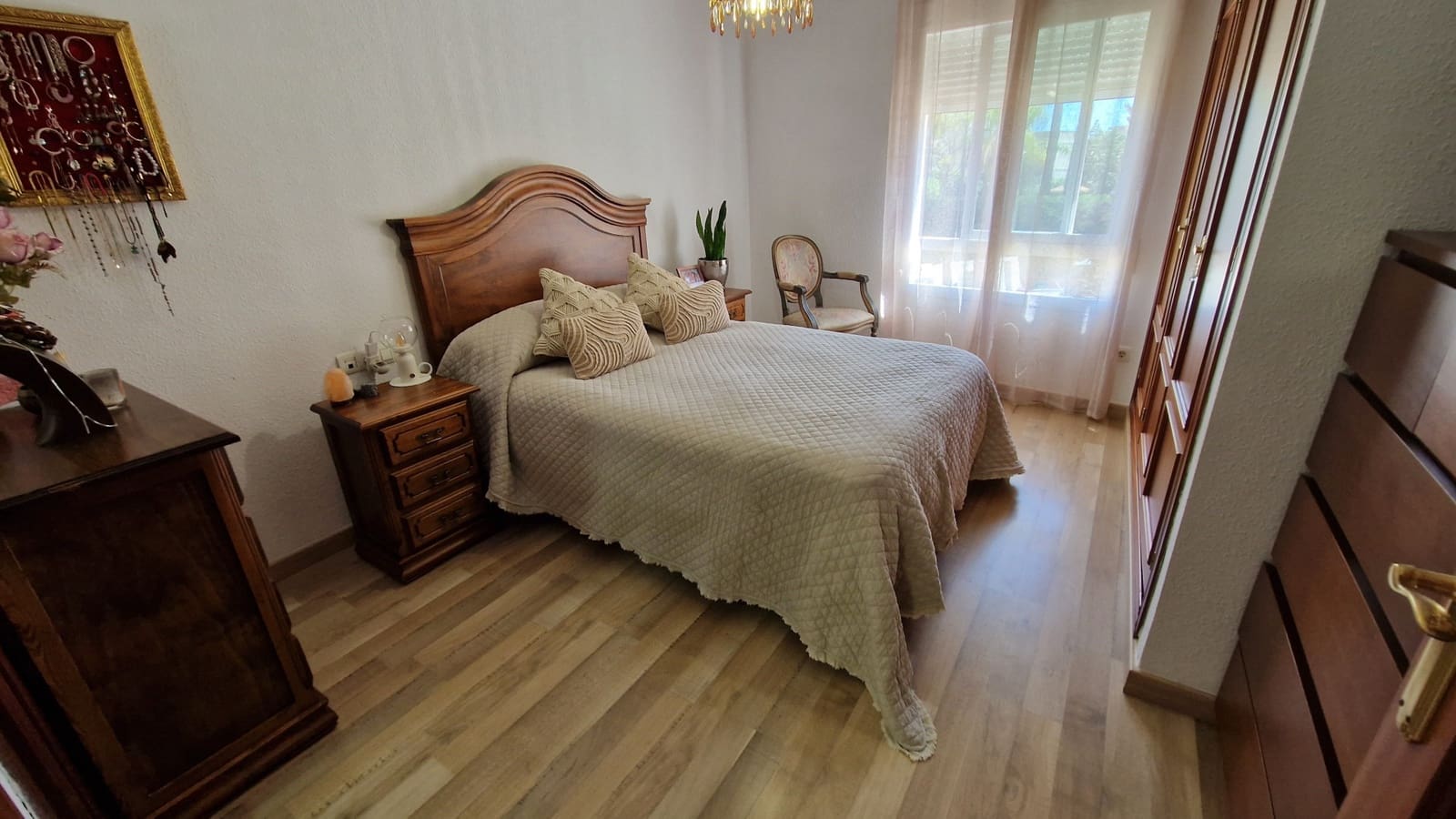 4 soverom Leilighet til salgs i Estepona med garasje - € 550 000 (Ref: 9880311)