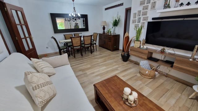 4 slaapkamer Appartement te koop in Huerta Nueva, Estepona met garage - € 550.000 (Ref: 9880311)
