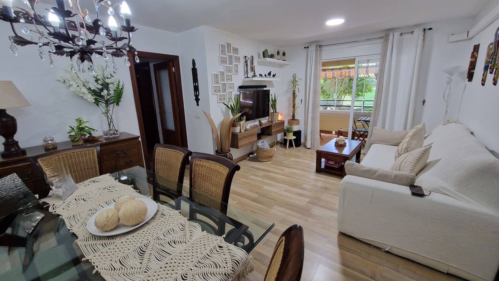 4 soverom Leilighet til salgs i Estepona med garasje - € 550 000 (Ref: 9880311)