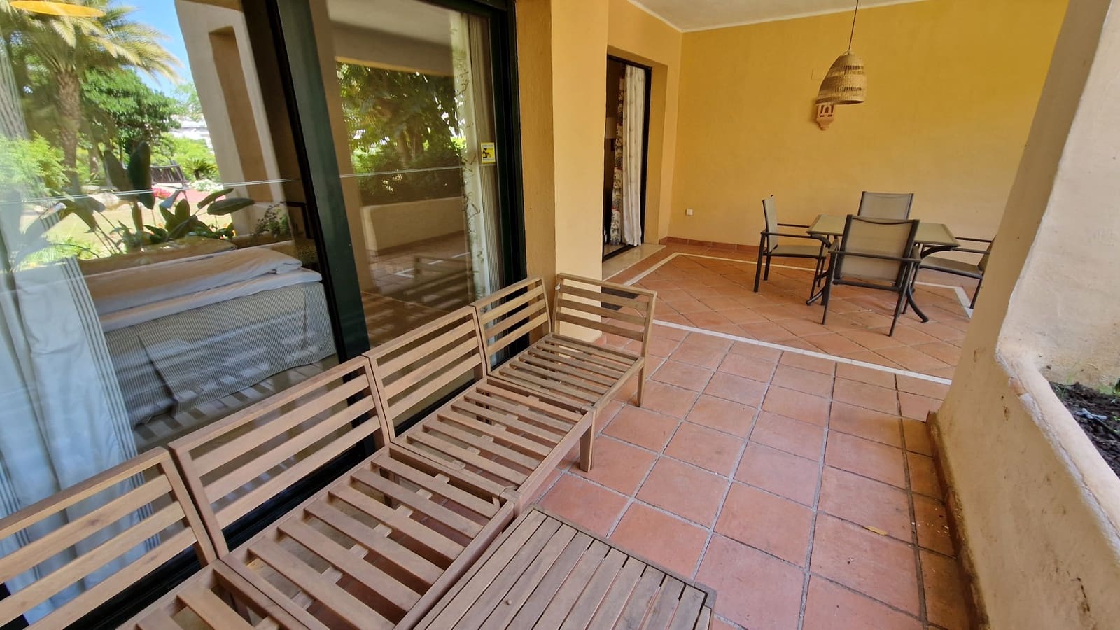 2 bedroom Apartment for sale in Estepona with pool - € 360,000 (Ref: 9880312)