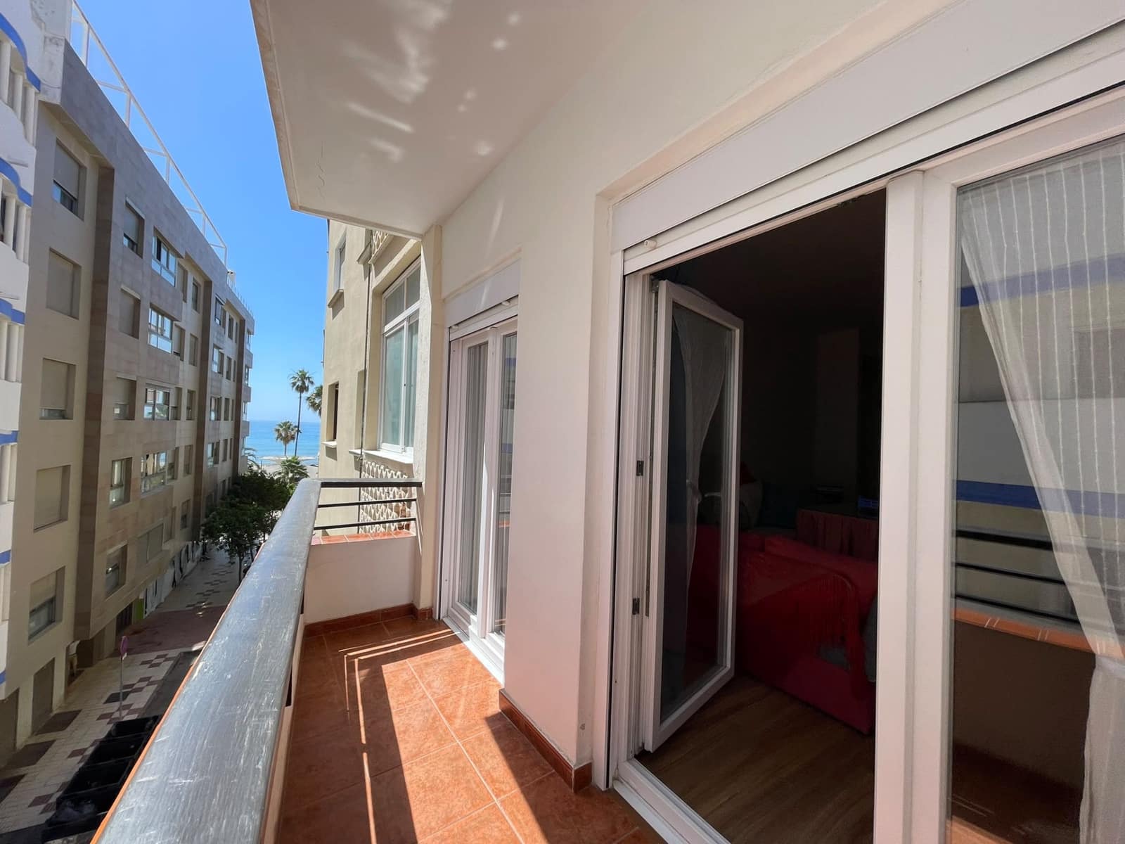 2 bedroom Apartment for sale in Estepona - € 360,570 (Ref: 9889541)