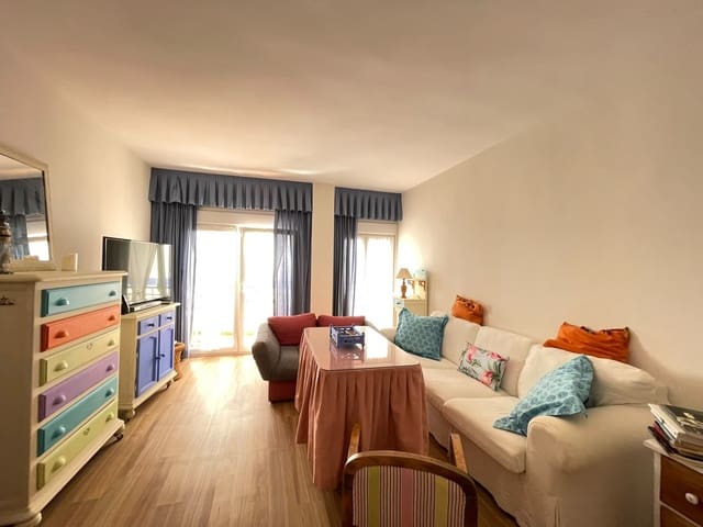 2 bedroom Apartment for sale in Estepona - € 360,570 (Ref: 9889541)