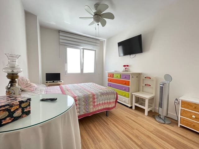 2 bedroom Apartment for sale in Estepona - € 360,570 (Ref: 9889541)