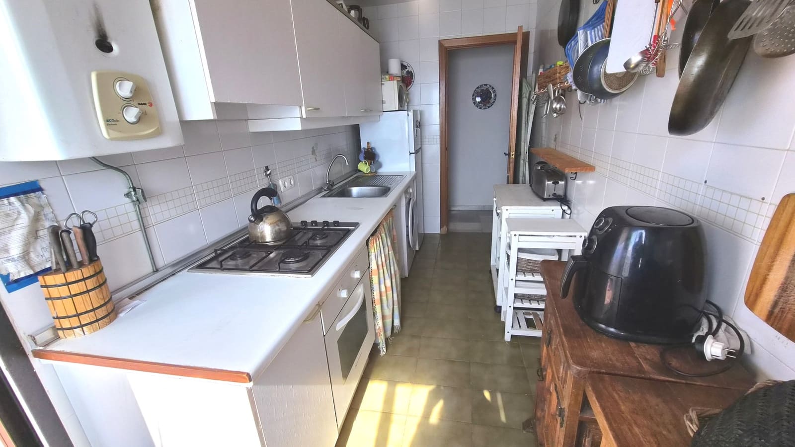 2 quarto Apartamento para venda em Estepona com piscina - 450 000 € (Ref: 9895184)