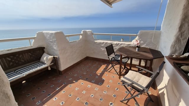 2 quarto Apartamento para venda em Estepona com piscina - 450 000 € (Ref: 9895184)