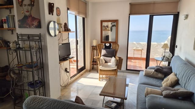 2 quarto Apartamento para venda em Estepona com piscina - 450 000 € (Ref: 9895184)