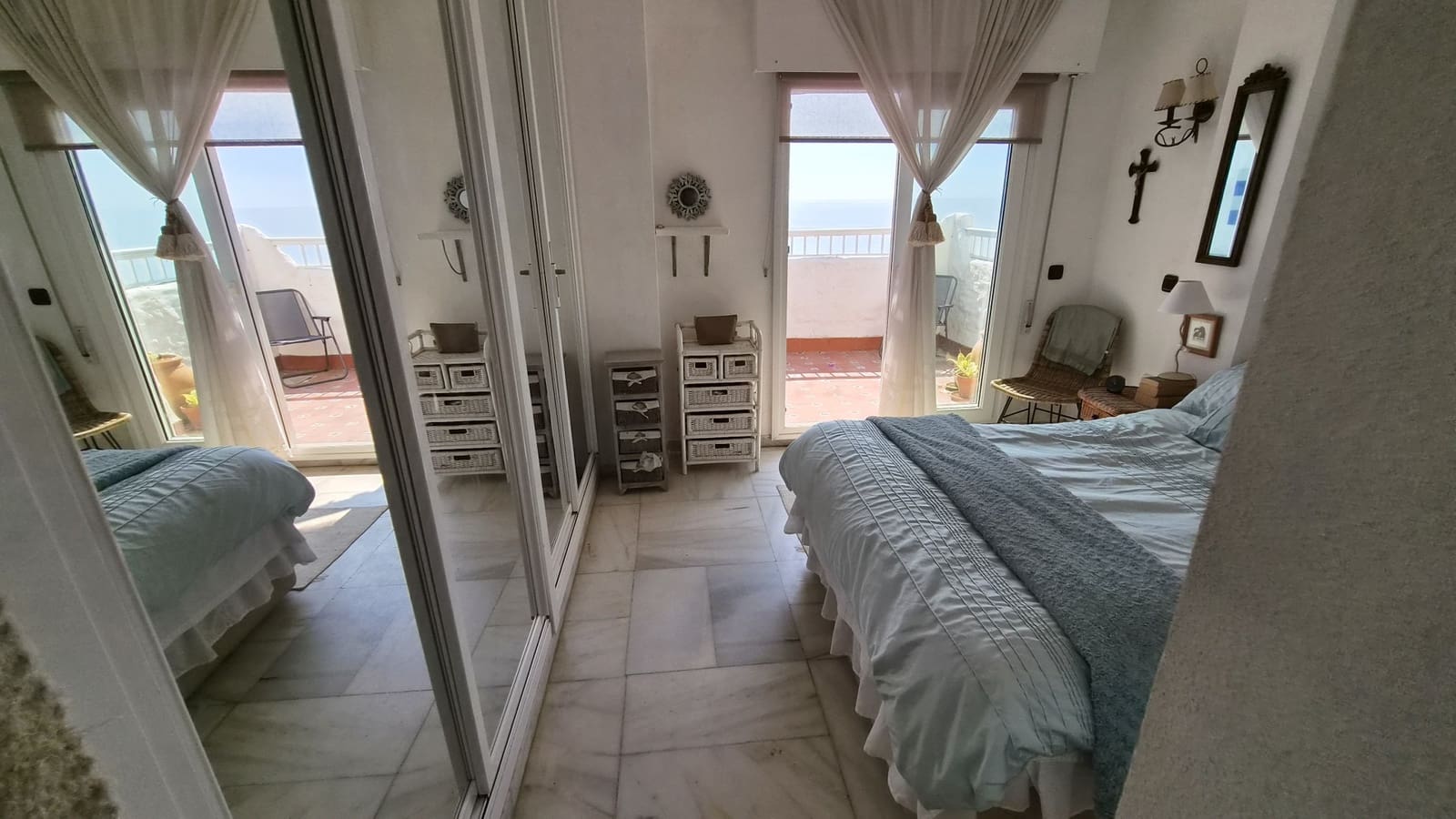 2 quarto Apartamento para venda em Estepona com piscina - 450 000 € (Ref: 9895184)