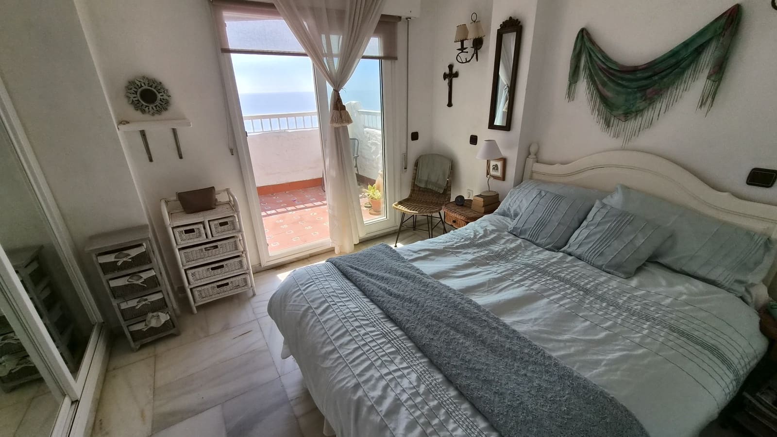 2 quarto Apartamento para venda em Estepona com piscina - 450 000 € (Ref: 9895184)