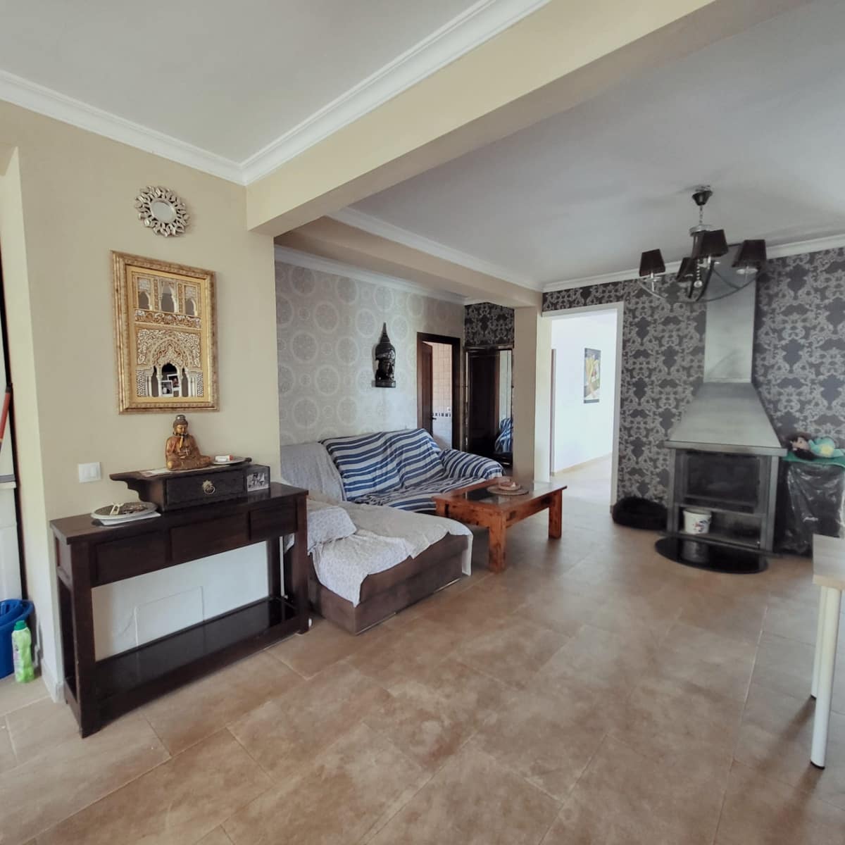 Chalet de 5 habitaciones en Estepona en venta con piscina - 1.260.000 € (Ref: 9921100)