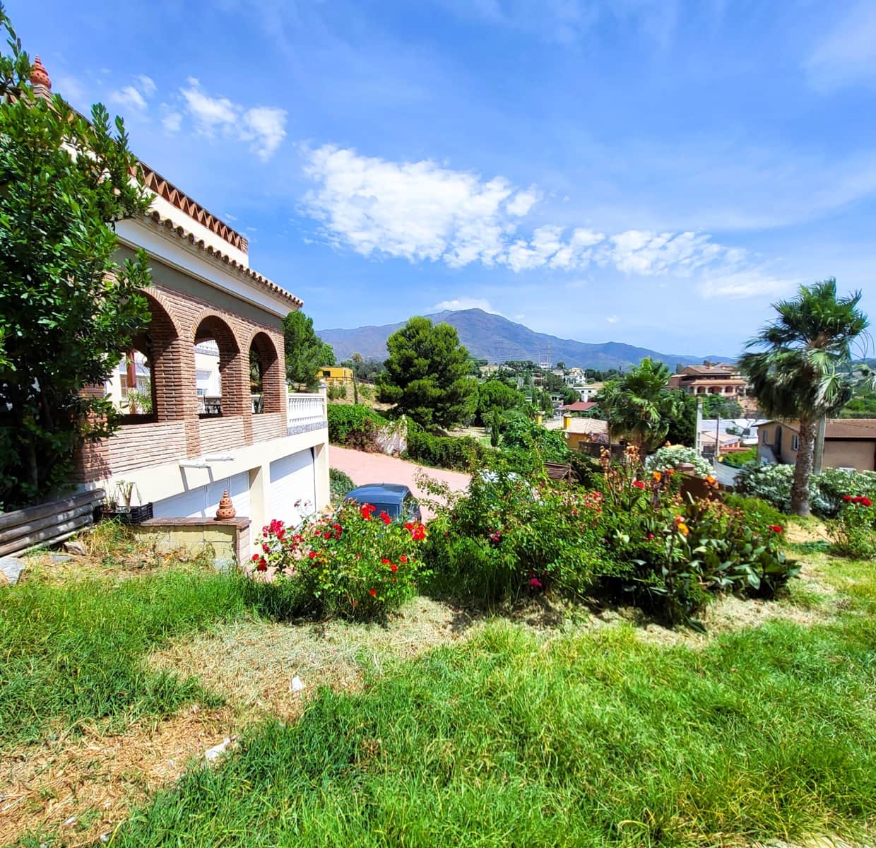Chalet de 5 habitaciones en Estepona en venta con piscina - 1.260.000 € (Ref: 9921100)