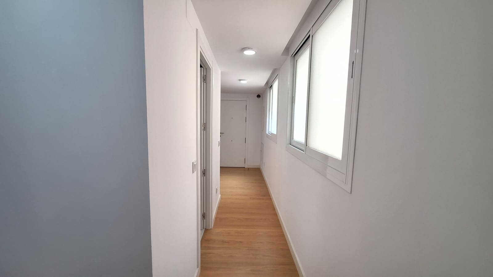Piso de 3 habitaciones en Estepona en venta con piscina garaje - 384.500 € (Ref: 9921507)