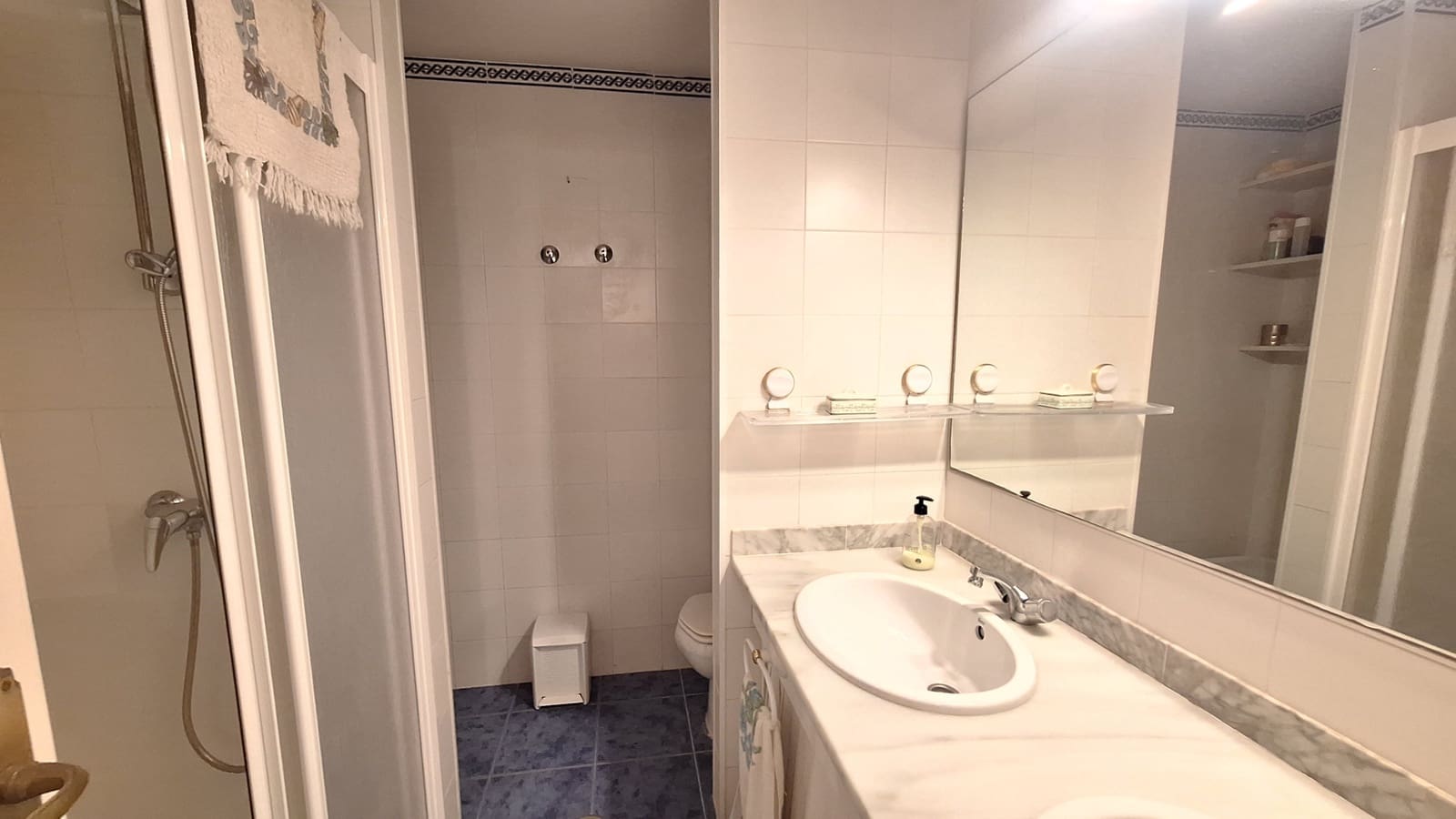 4 bedroom Townhouse for sale in Estepona with pool garage - € 680,000 (Ref: 9921508)