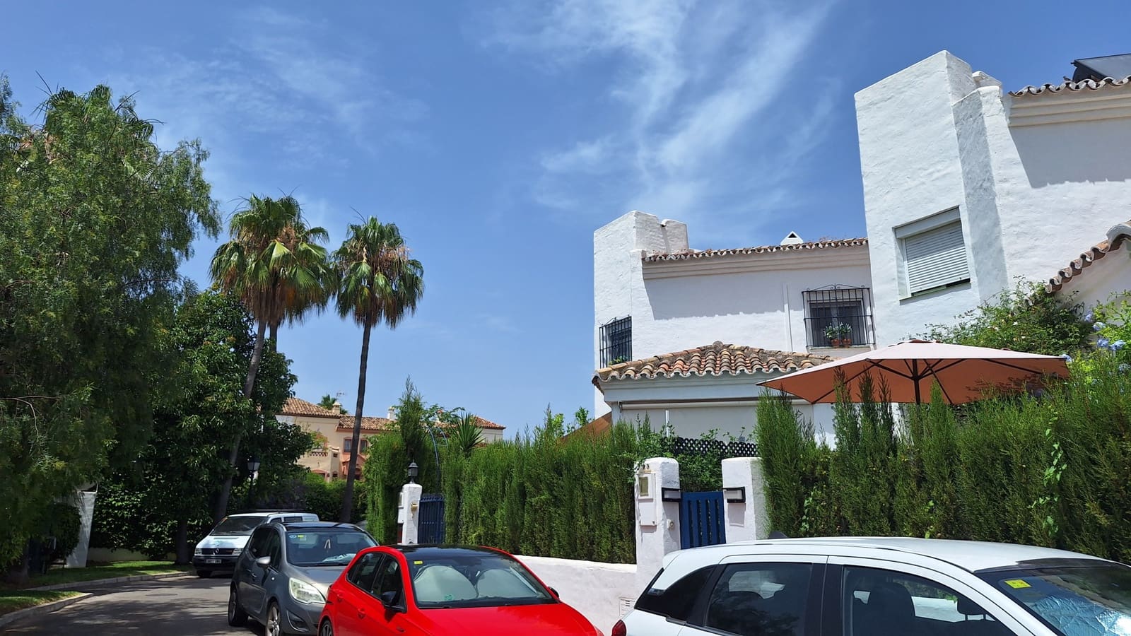 3 bedroom Townhouse for sale in Bel-Air with pool garage - € 550,000 (Ref: 9932408)