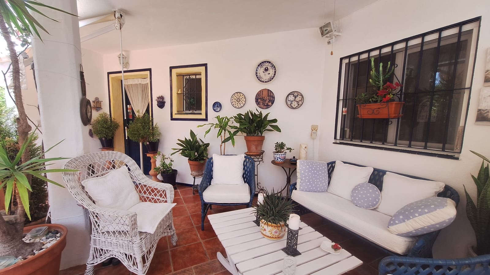 3 bedroom Townhouse for sale in Bel-Air with pool garage - € 550,000 (Ref: 9932408)