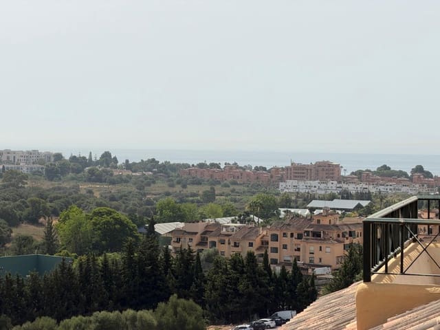 3 soverom Penthouse til salgs i Bel-Air, Estepona med svømmebasseng garasje - € 630 000 (Ref: 9978035)