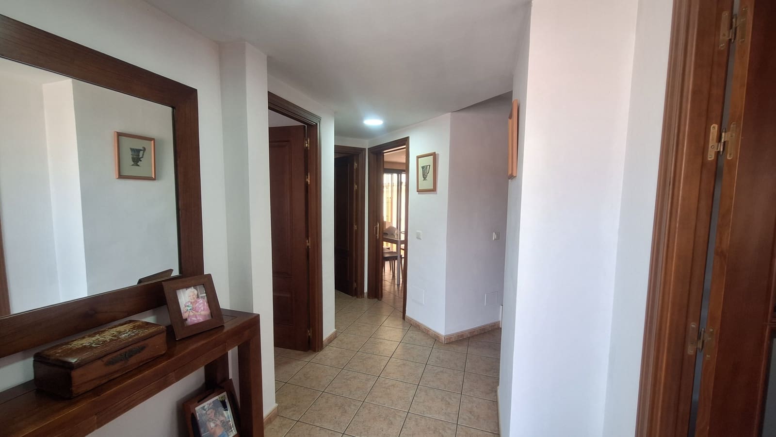 6 sovrum Hus till salu i Estepona med garage - 685 000 € (Ref: 9981652)