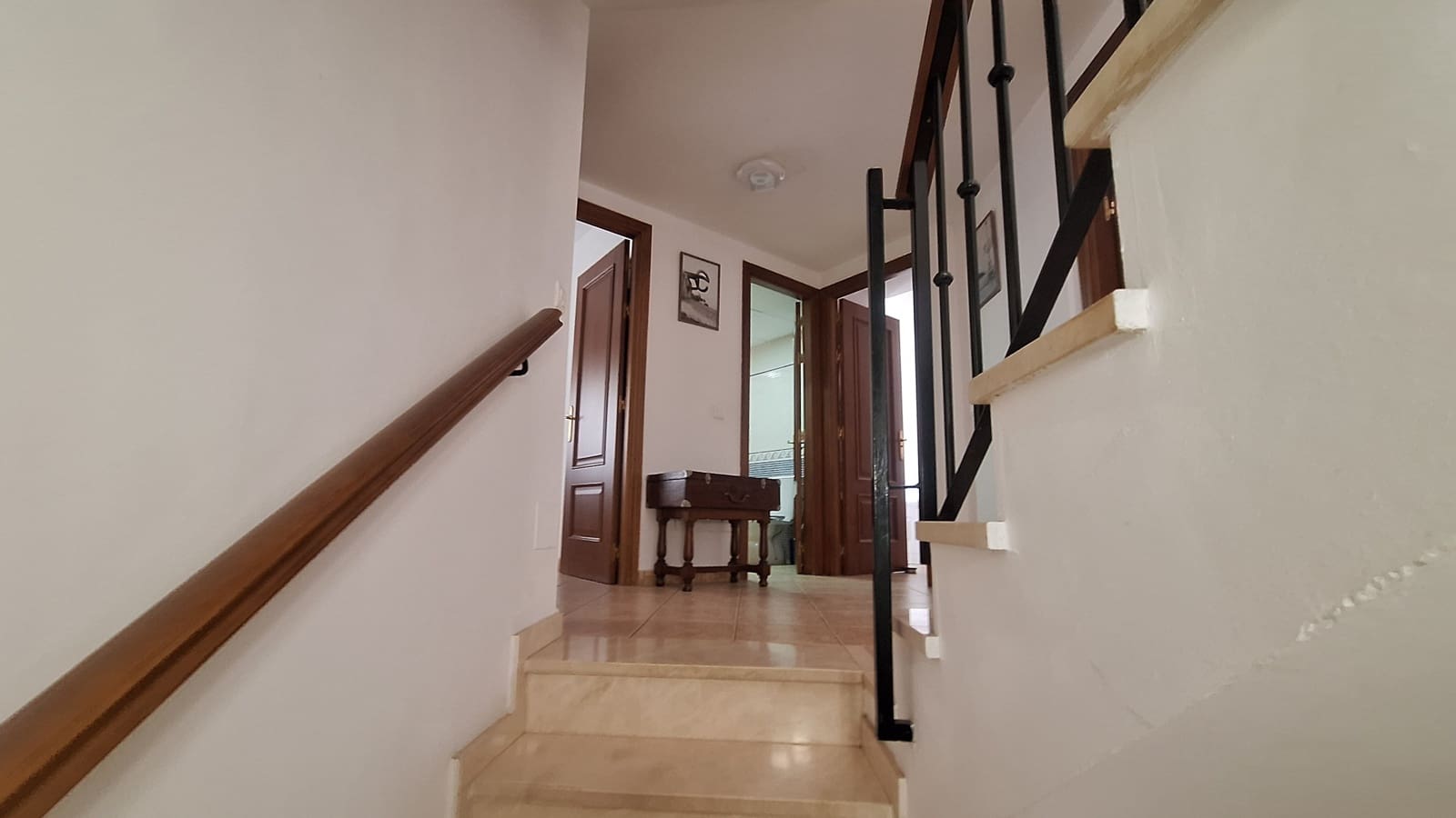 6 sovrum Hus till salu i Estepona med garage - 685 000 € (Ref: 9981652)