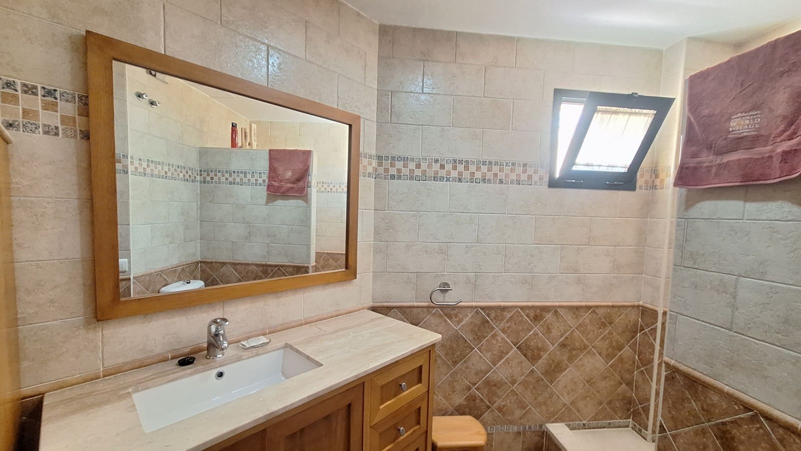 6 sovrum Hus till salu i Estepona med garage - 685 000 € (Ref: 9981652)