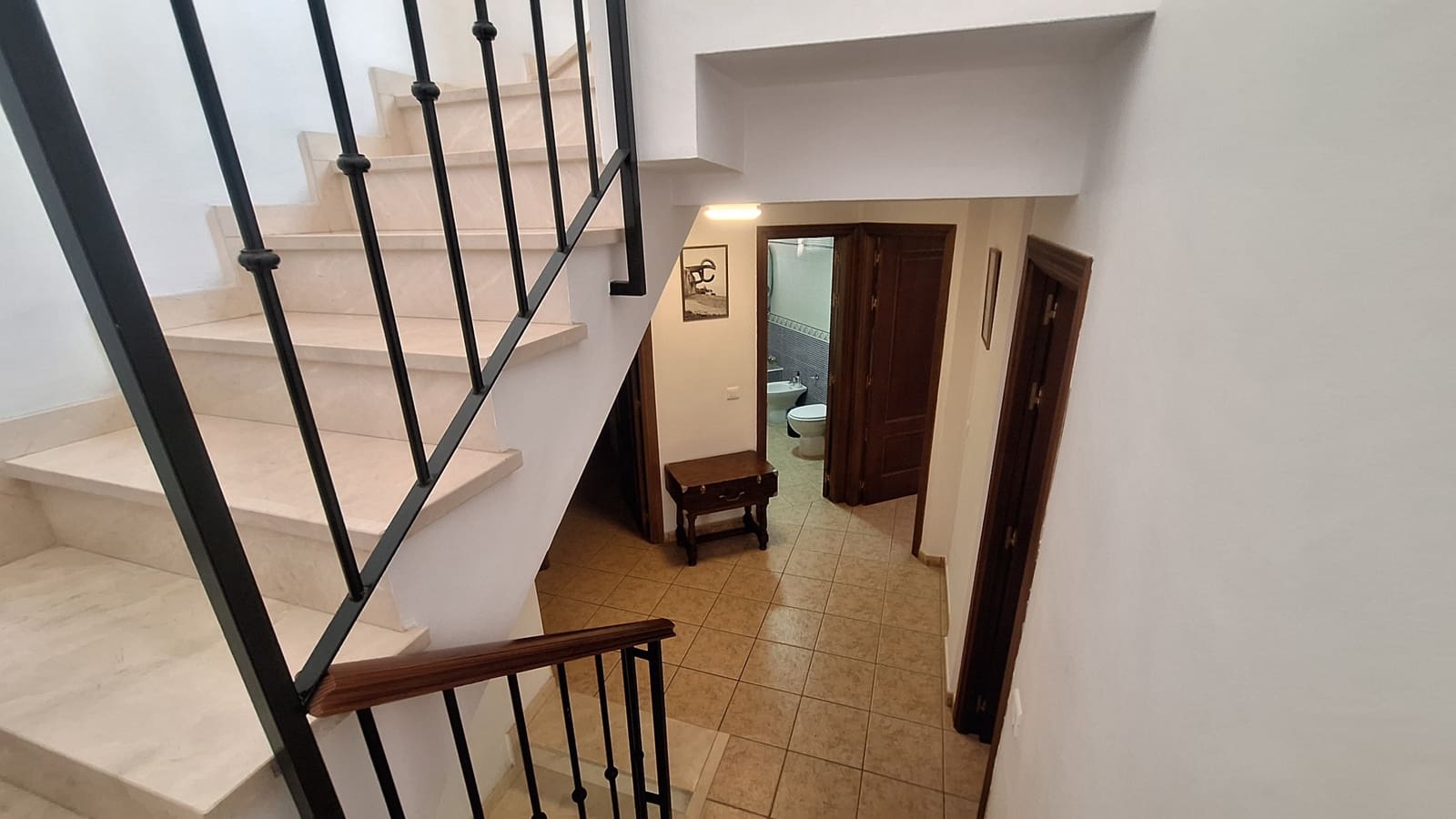 6 sovrum Hus till salu i Estepona med garage - 685 000 € (Ref: 9981652)