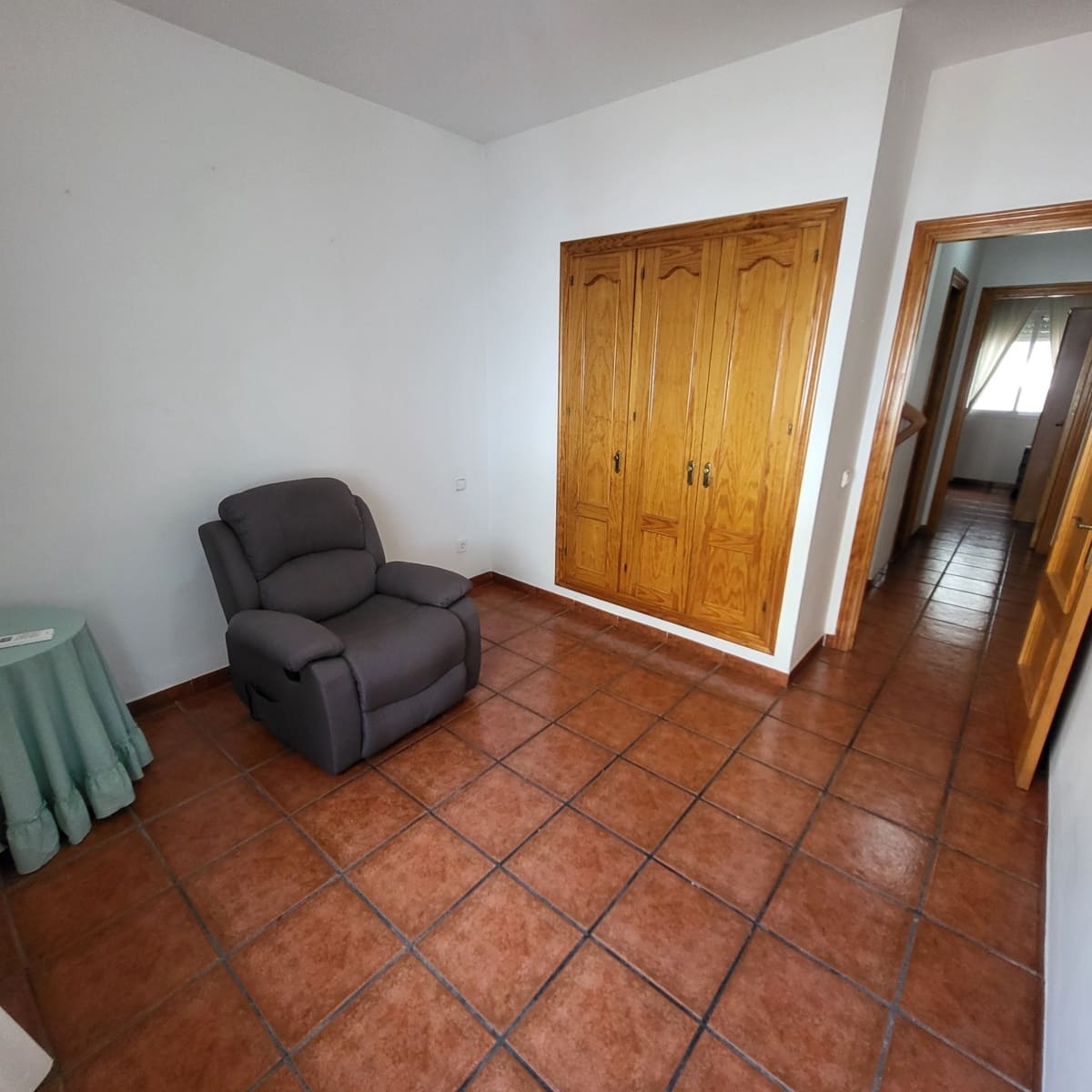 4 quarto Apartamento para venda em Estepona com piscina garagem - 490 000 € (Ref: 9983787)