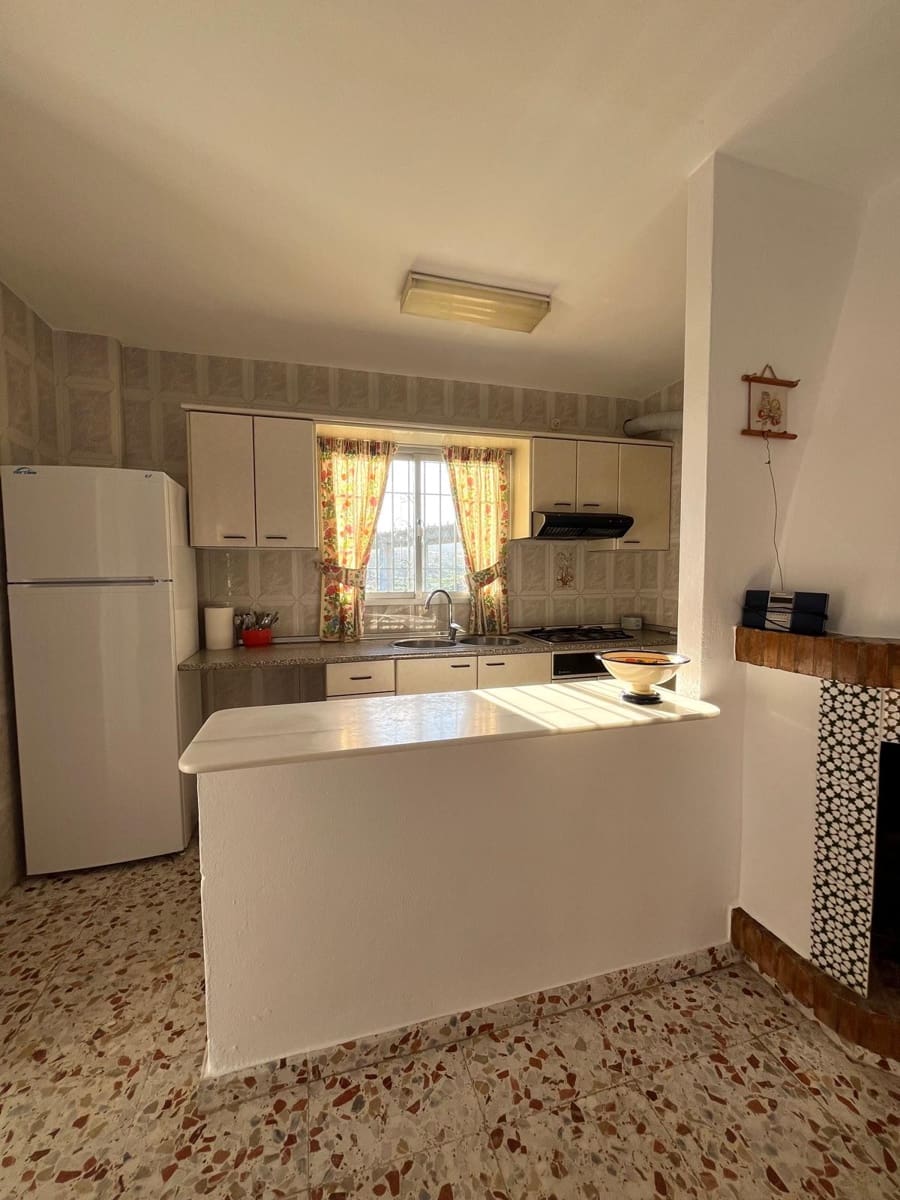 Finca/Casa Rural de 3 habitaciones en Estepona en venta - 425.000 € (Ref: 9999908)