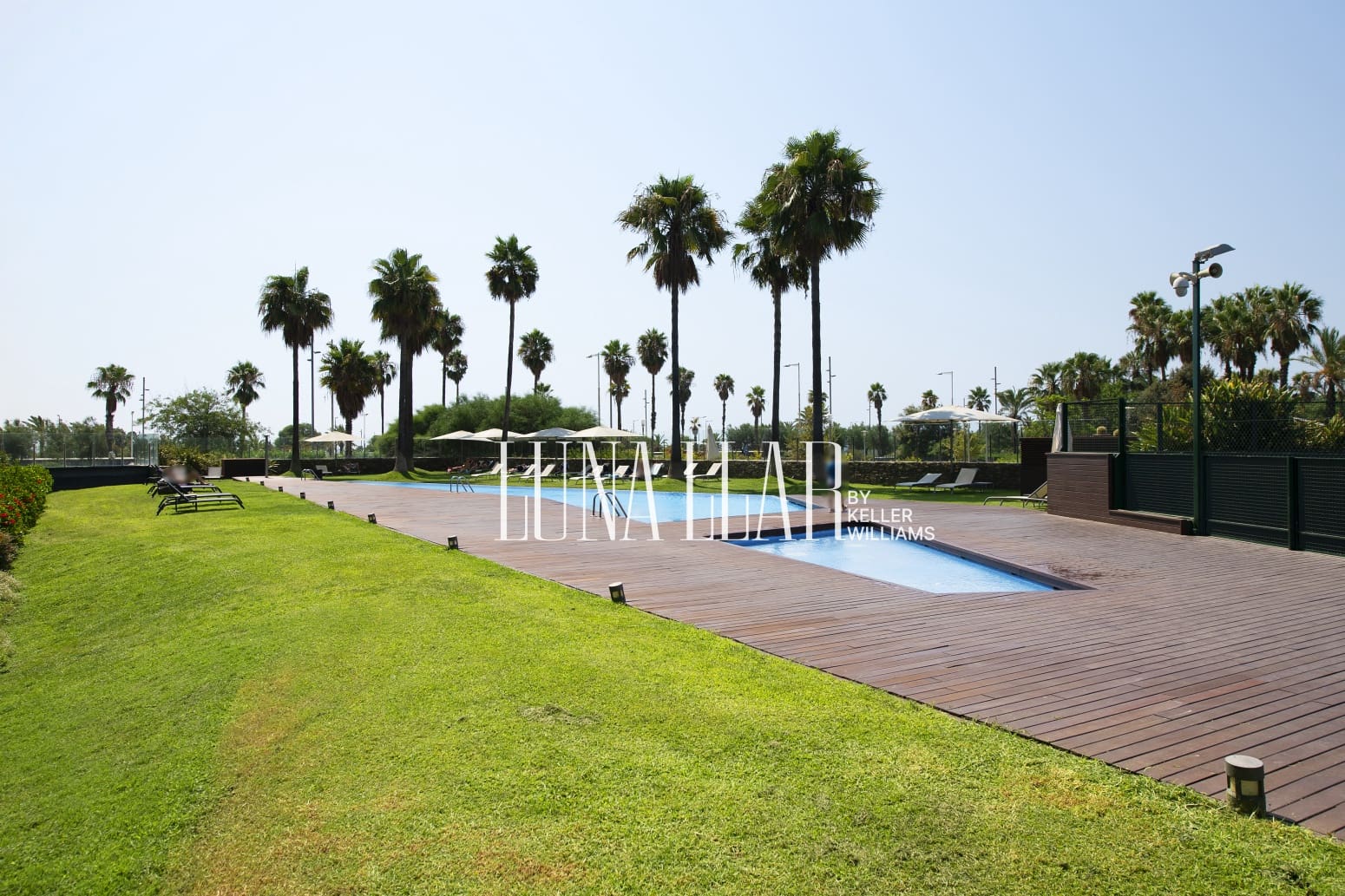 2 bedroom Flat for sale in Barcelona city with garage - € 2,950,000 (Ref: 10040709)