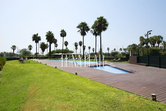 2 bedroom Flat for sale in Diagonal Mar i El Front Marítim del Poblenou, Barcelona city with garage - € 2,950,000 (Ref: 10040709)