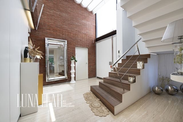 4 makuuhuone Huvila myytävänä paikassa Castelldefels mukana uima-altaan - 2 900 000 € (Ref: 10061401)