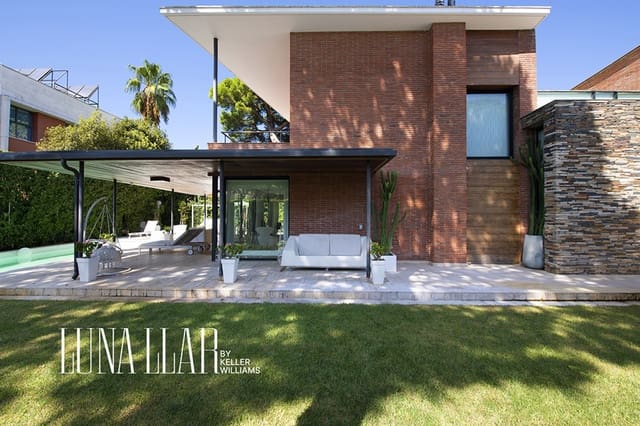 4 makuuhuone Huvila myytävänä paikassa Castelldefels mukana uima-altaan - 2 900 000 € (Ref: 10061401)