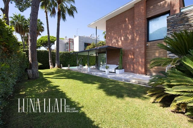 4 makuuhuone Huvila myytävänä paikassa Castelldefels mukana uima-altaan - 2 900 000 € (Ref: 10061401)