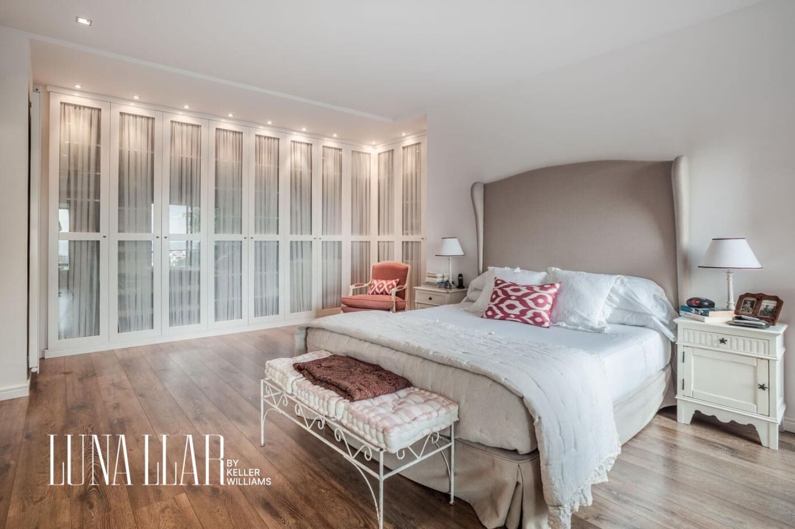 4 slaapkamer Villa te koop in Castelldefels - € 1.850.000 (Ref: 10080554)