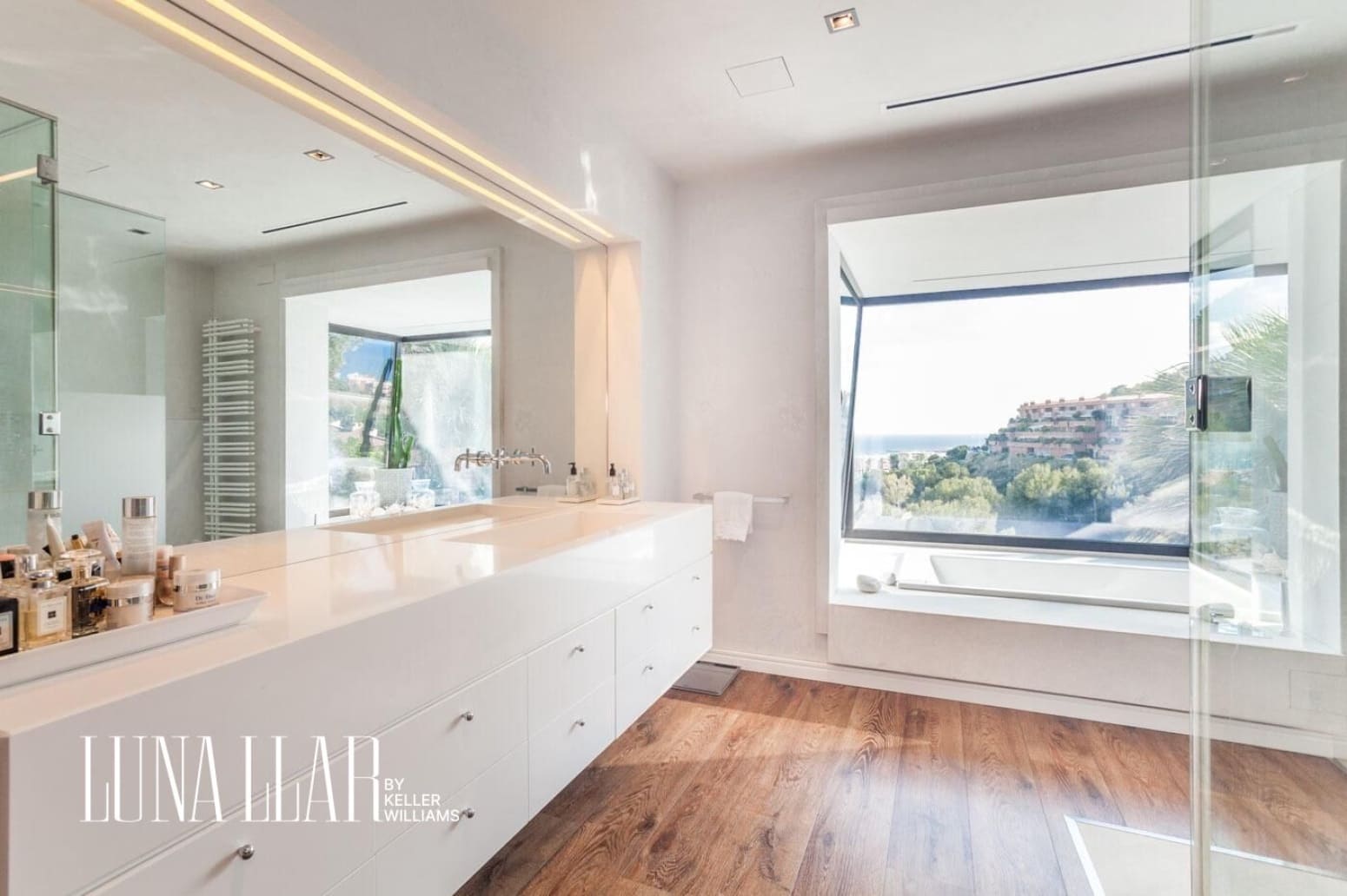 4 slaapkamer Villa te koop in Castelldefels - € 1.850.000 (Ref: 10080554)