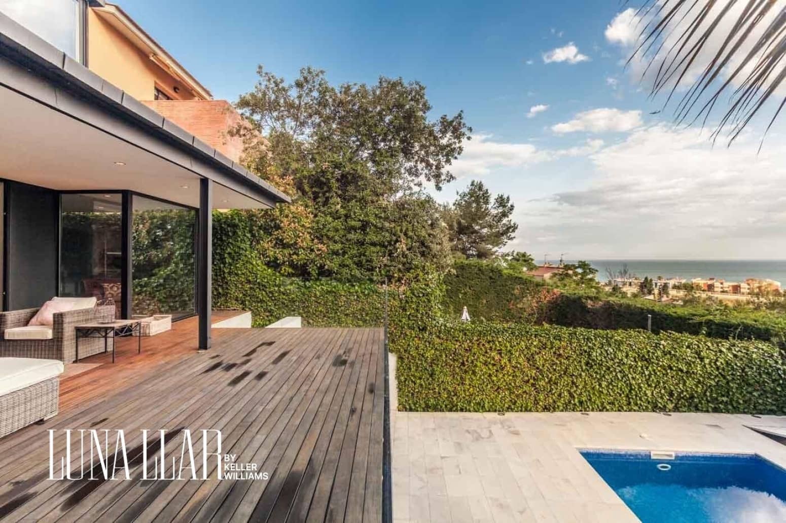 4 slaapkamer Villa te koop in Castelldefels - € 1.850.000 (Ref: 10080554)